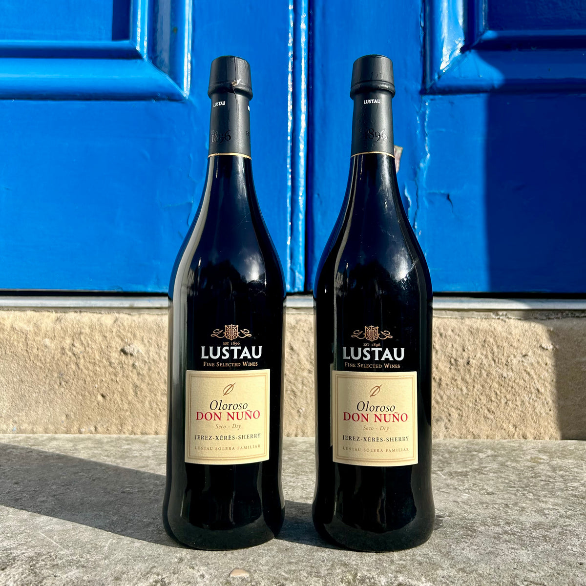 Free Try Before You Buy - Oloroso Don Nuno, Bodegas Lustau NV - Friday 8th Nov 2pm-6pm - Butler's Wine Cellar Brighton